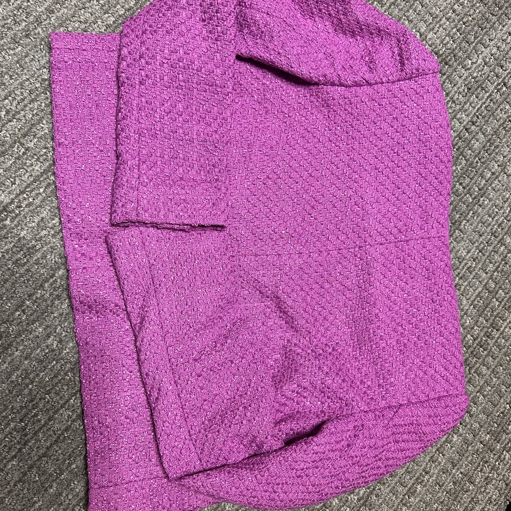 Ann Taylor Pink Textured Petite Tweed Cropped Jacket - Picture 6 of 6